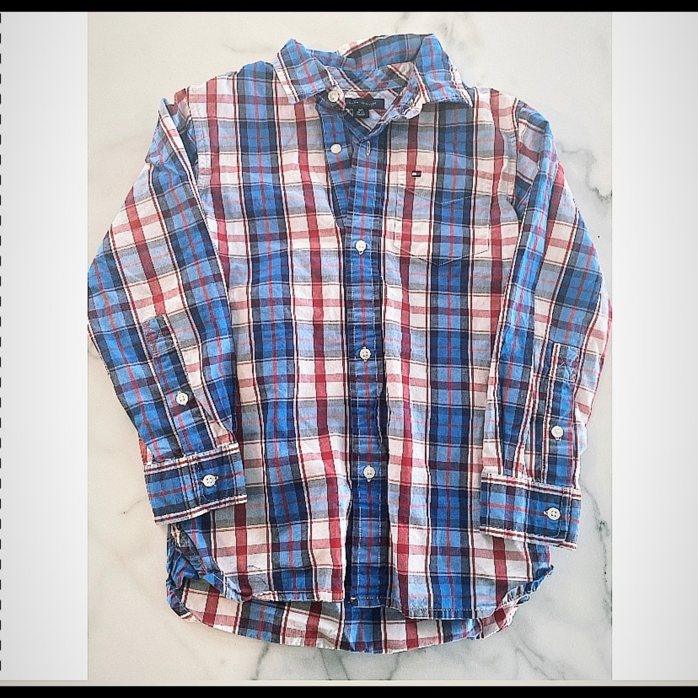 Tommy Hilfiger button down shirt boys size 6-7